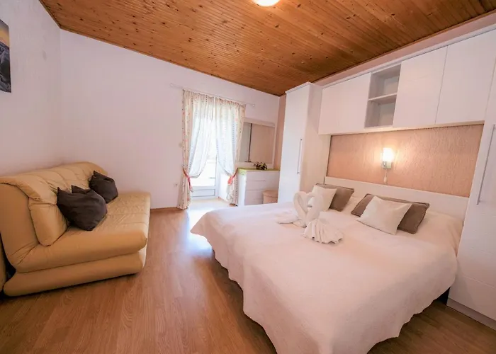 Am Berg Vakantiehuis Kampor
